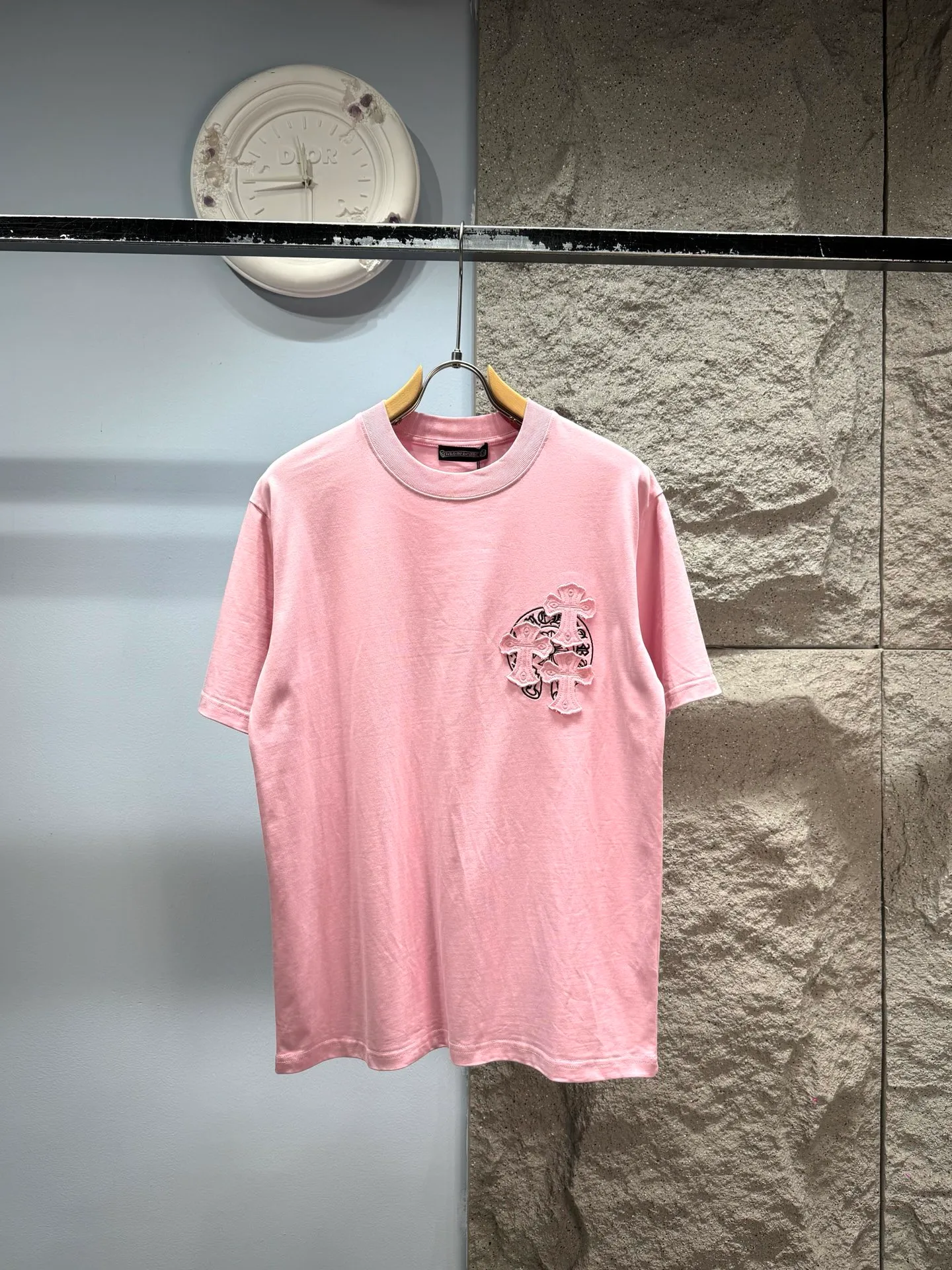 Chrome Hearts* ‼️ T ® 🖤 g ， ， ， 。 ➕ ， ， ， ， 。 ，Retro ， ， ! ， ， 。 ⚠️ ： ⚠️WJ 014 Same Style 𝐂𝐎𝐋𝐎𝐔𝐑：White Pink Black 𝐒𝐈𝐙𝐄：S-Xl